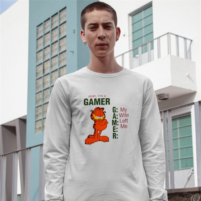 Garfield Yeah I'm A Gamer My Wife Left Me Hoodies Shirts That Go Hard Garfield Shirts That Go Hard Yeah I'm A Gamer My Wife Left Me Shirt
